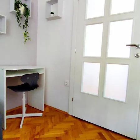 Tea 2 Apartman